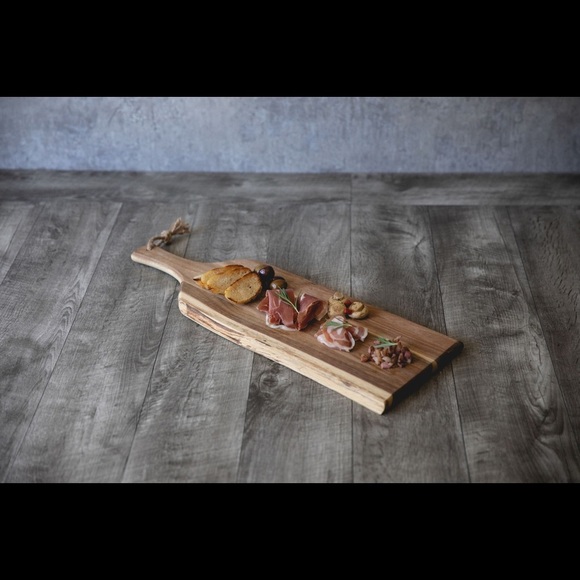 ARTISAN 24″ ACACIA SERVING PLANK, (ACACIA WOOD) - Picture 2 of 6